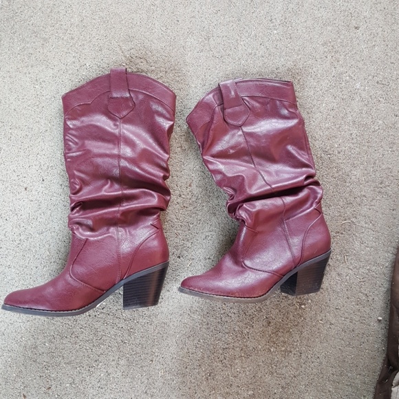 Women's boots - Picture 1 of 3